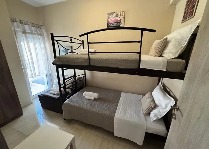 Sunrise Family Apartman Paralia