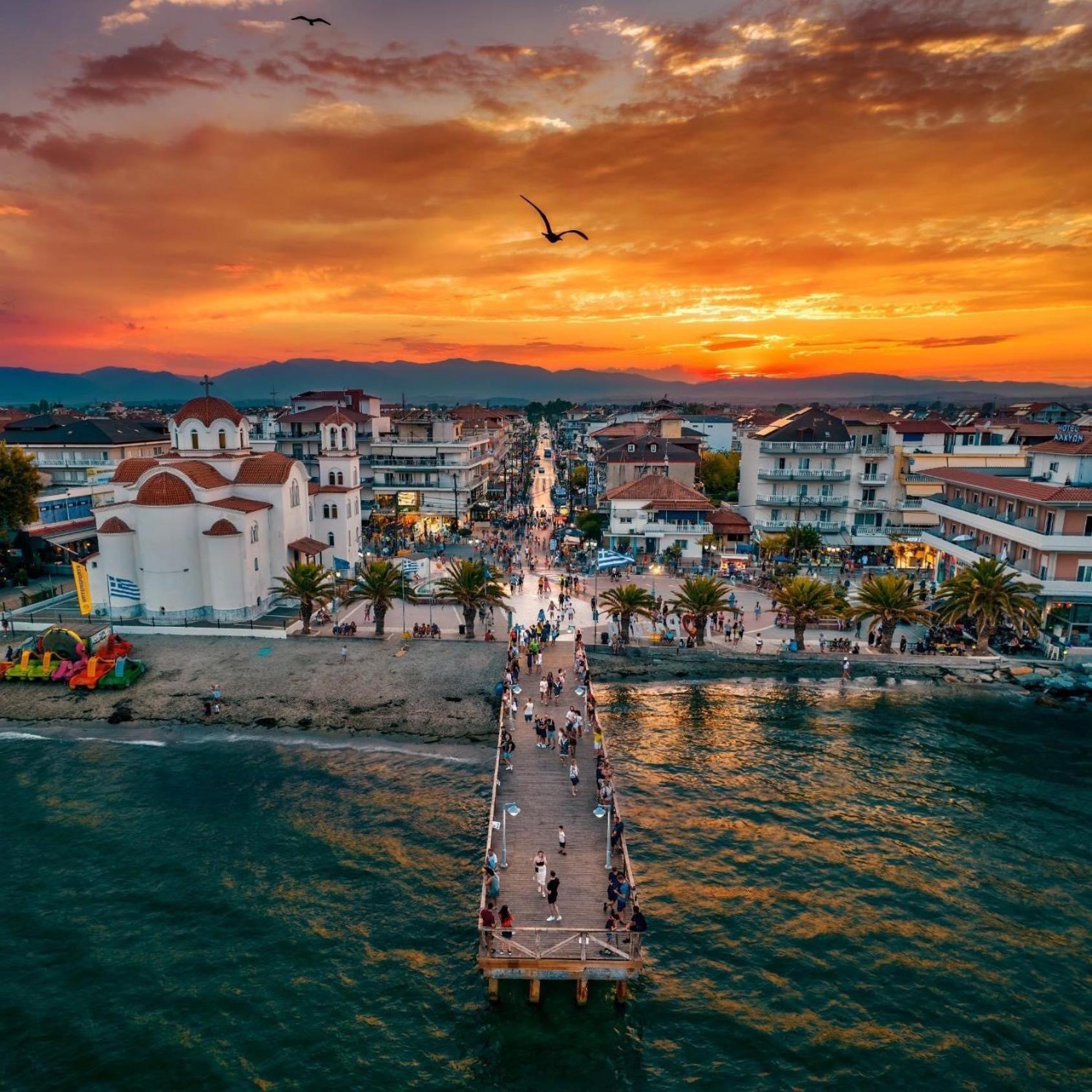 Sunrise Family * Paralia Katerinis